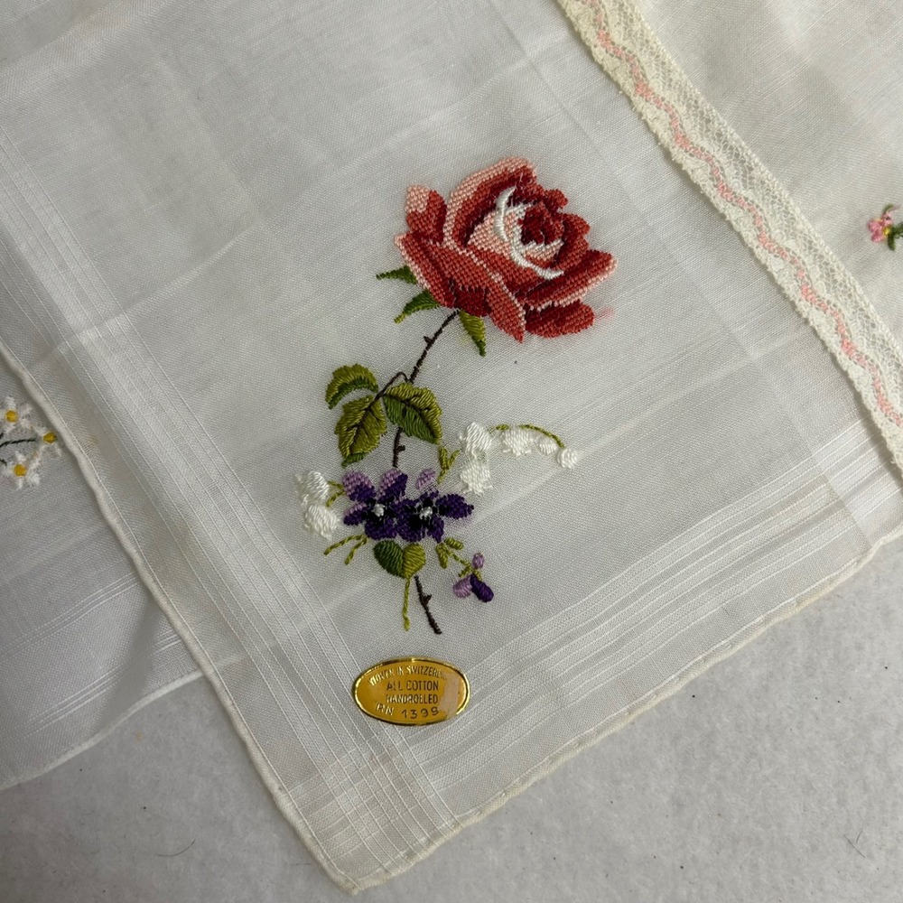 Vintage Cottagecore Swiss Cotton Handkerchiefs Gerbrend Treasure Masters 4pc - Picture 7 of 10